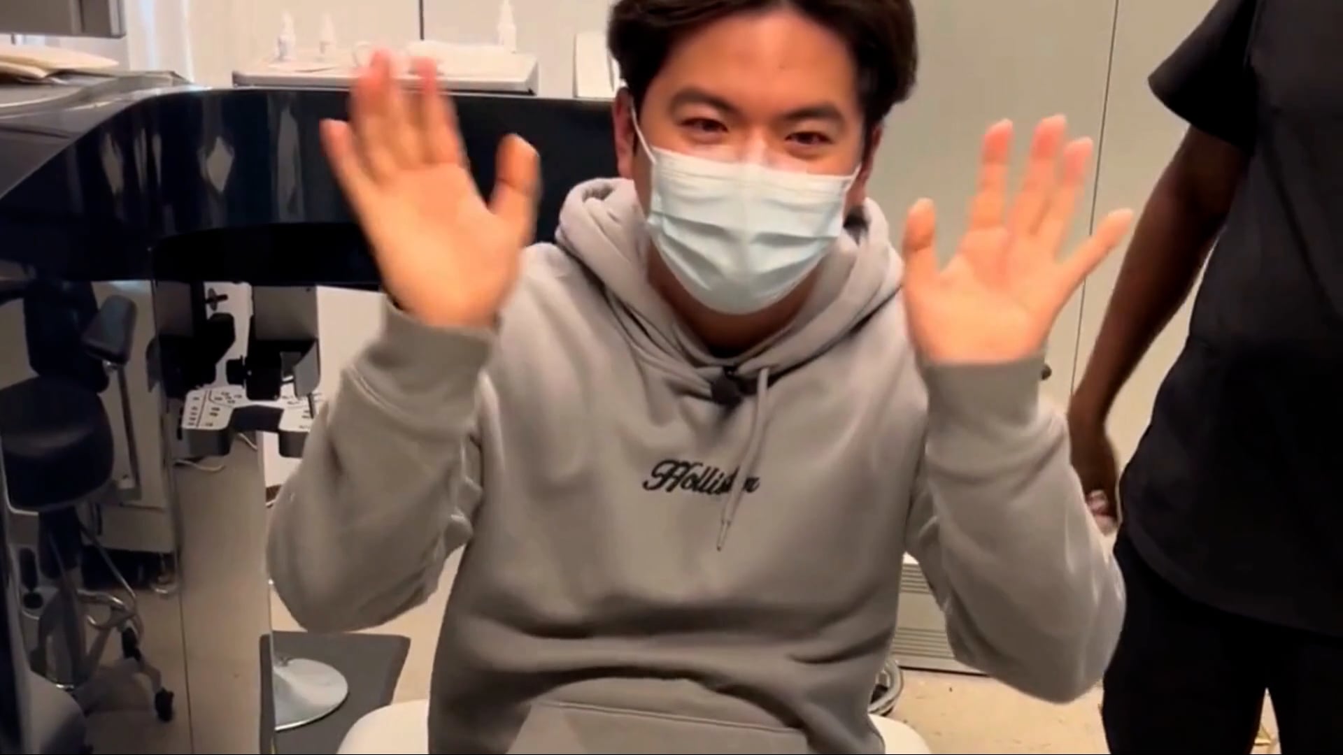 Dr. Procope LASIK patient Steve smiling after successful eye surgery.