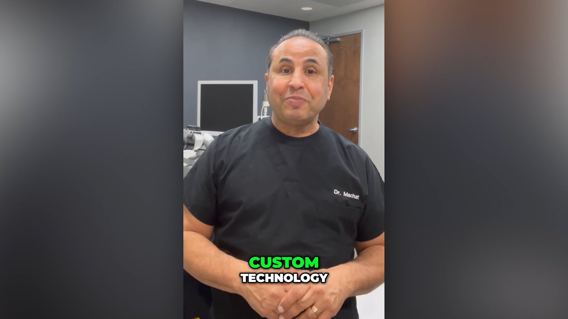 Dr. Jeff Machat explaining custom LASIK technology and 22,000-point corneal mapping.